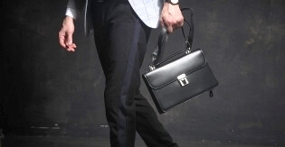 Клатчі, барсетки