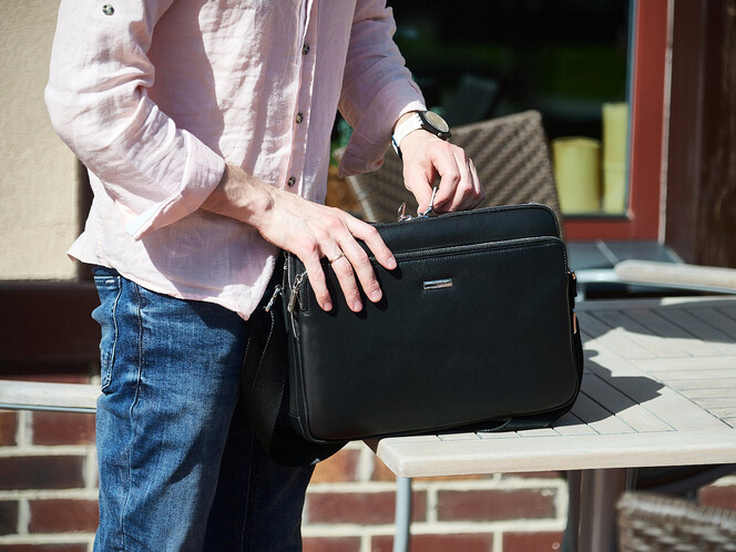 Сумка мужская из натуральной кожи под формат А4 LeGRAND collection 3506-2 чёрная, фото , изображение 10